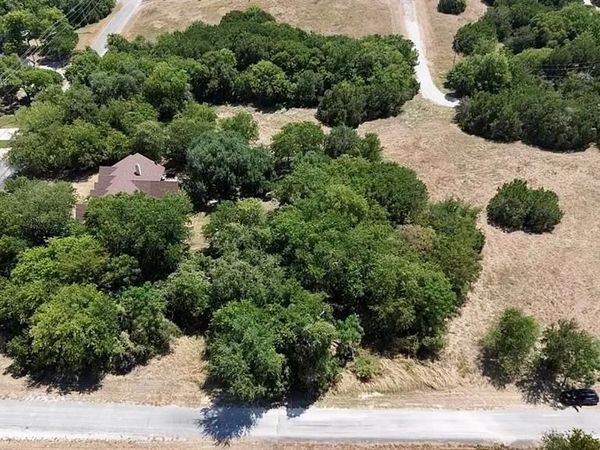 32028 Dove Trail , Whitney, TX 76692