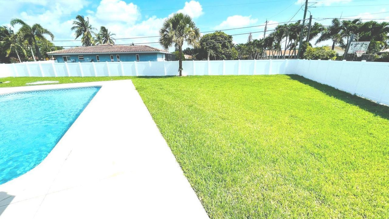 4000 NW 3rd Avenue, Boca Raton, FL 33431 Photo