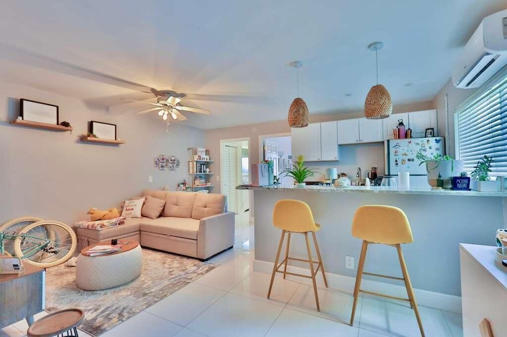 4000 NW 3rd Avenue, Boca Raton, FL 33431 Photo