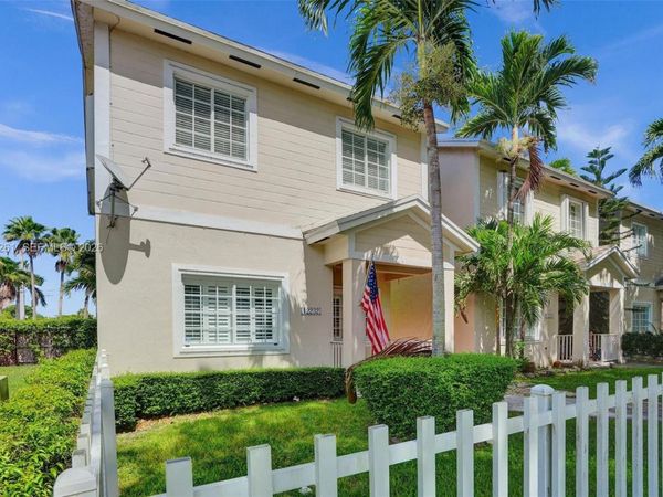 12232 SW 148 TER , Unit 12232, Miami, FL 33186