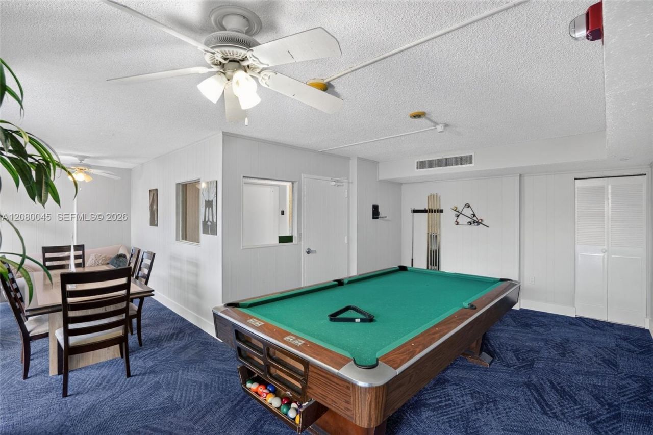 2500 NE 135th St, Unit C311, North Miami, FL 33181 Photo