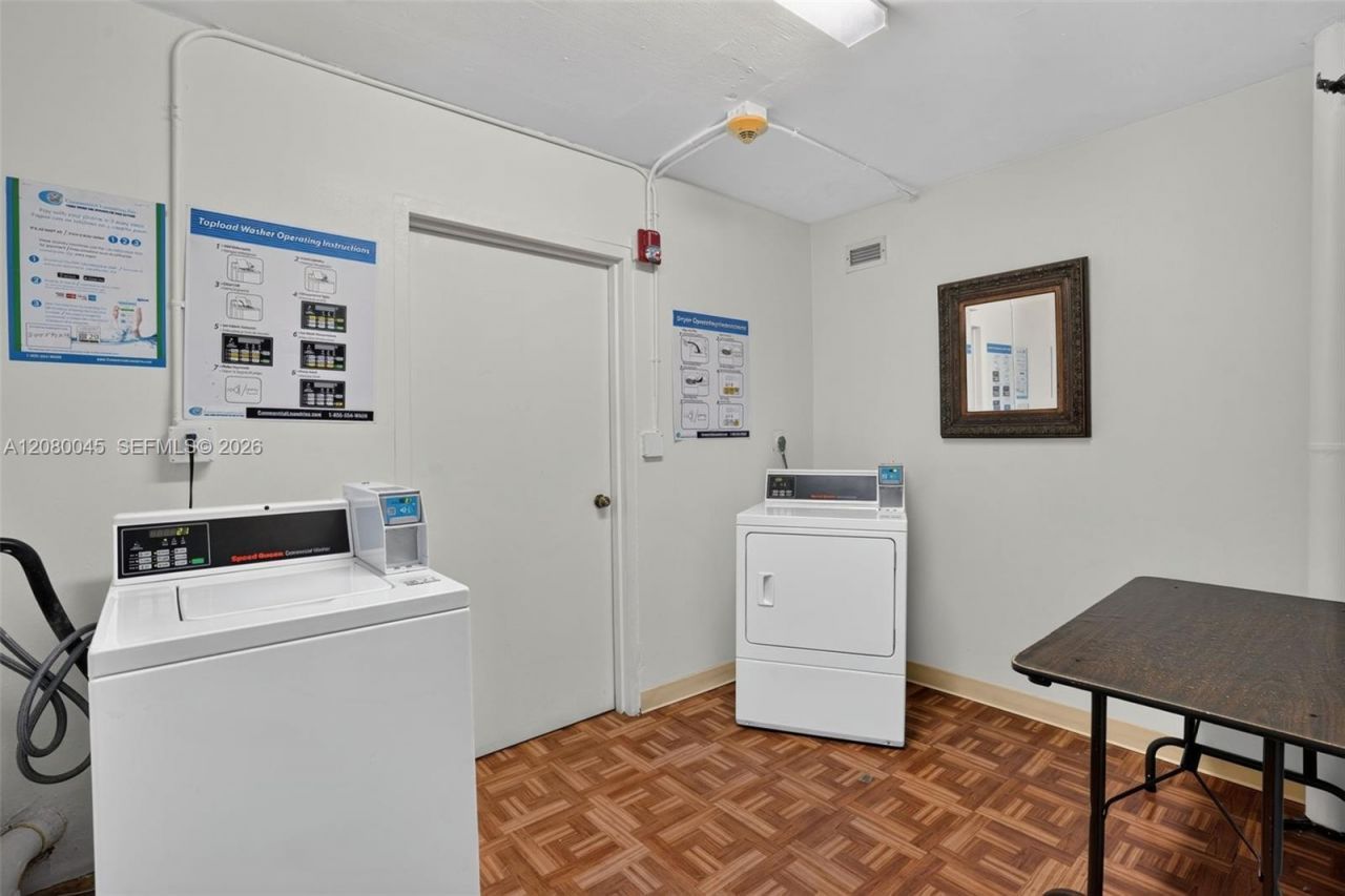 2500 NE 135th St, Unit C311, North Miami, FL 33181 Photo