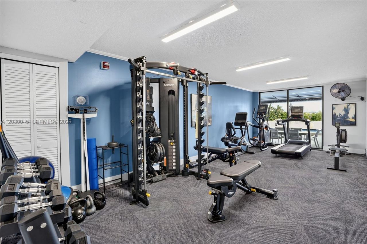 2500 NE 135th St, Unit C311, North Miami, FL 33181 Photo