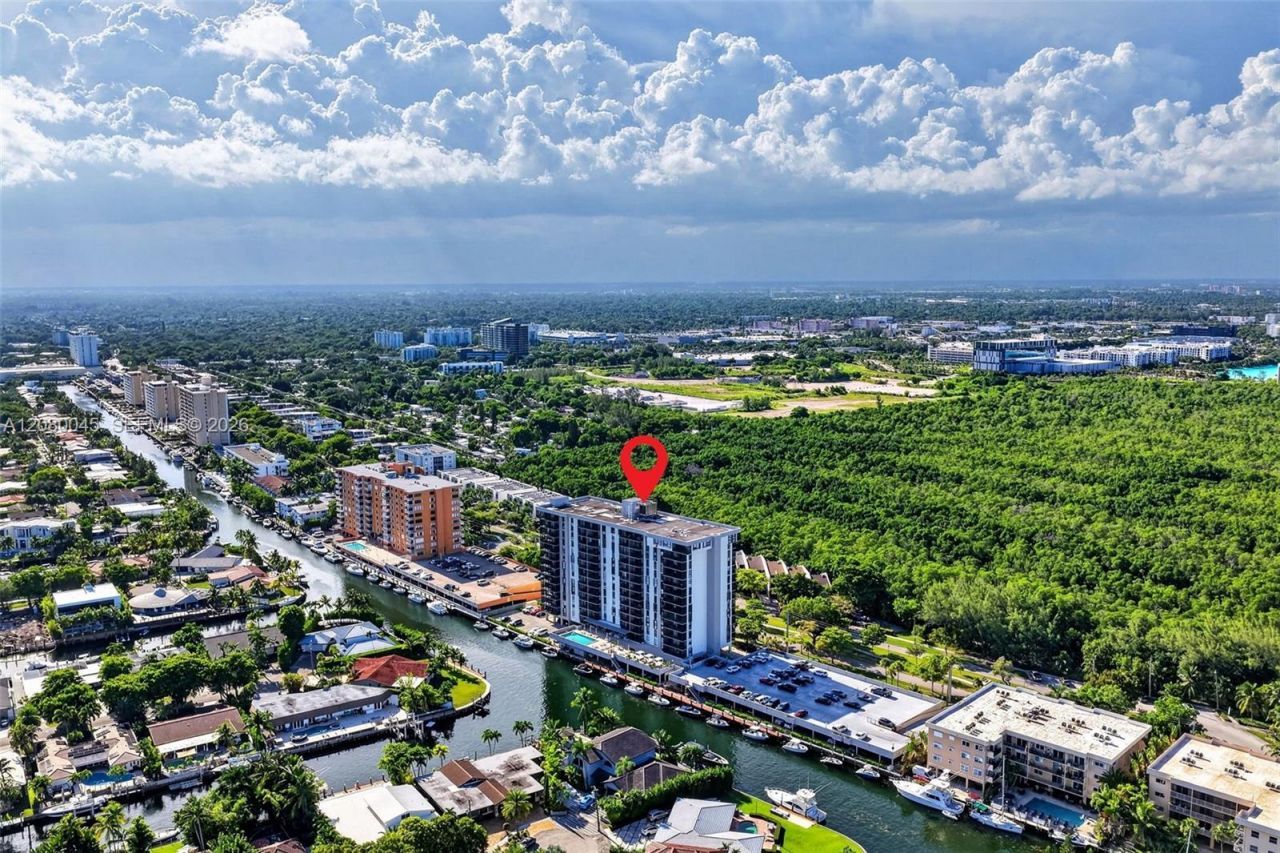 2500 NE 135th St, Unit C311, North Miami, FL 33181 Photo