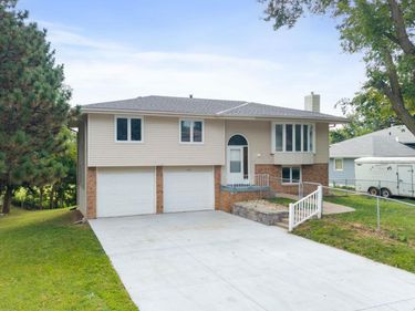 5235 N 96Th Street, Omaha, NE 68134