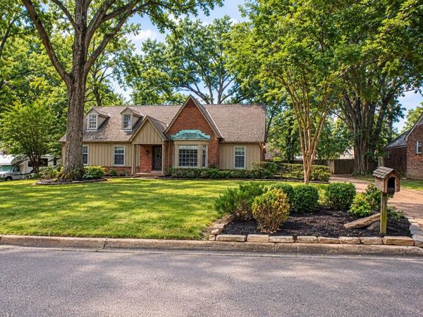 7685 S MCHENRY CIR , Germantown, TN 38138