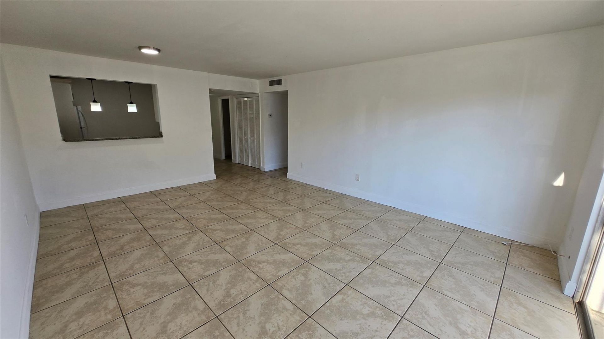 15205 NE 6th Avenue, Unit D206, Miami, FL 33162 Photo
