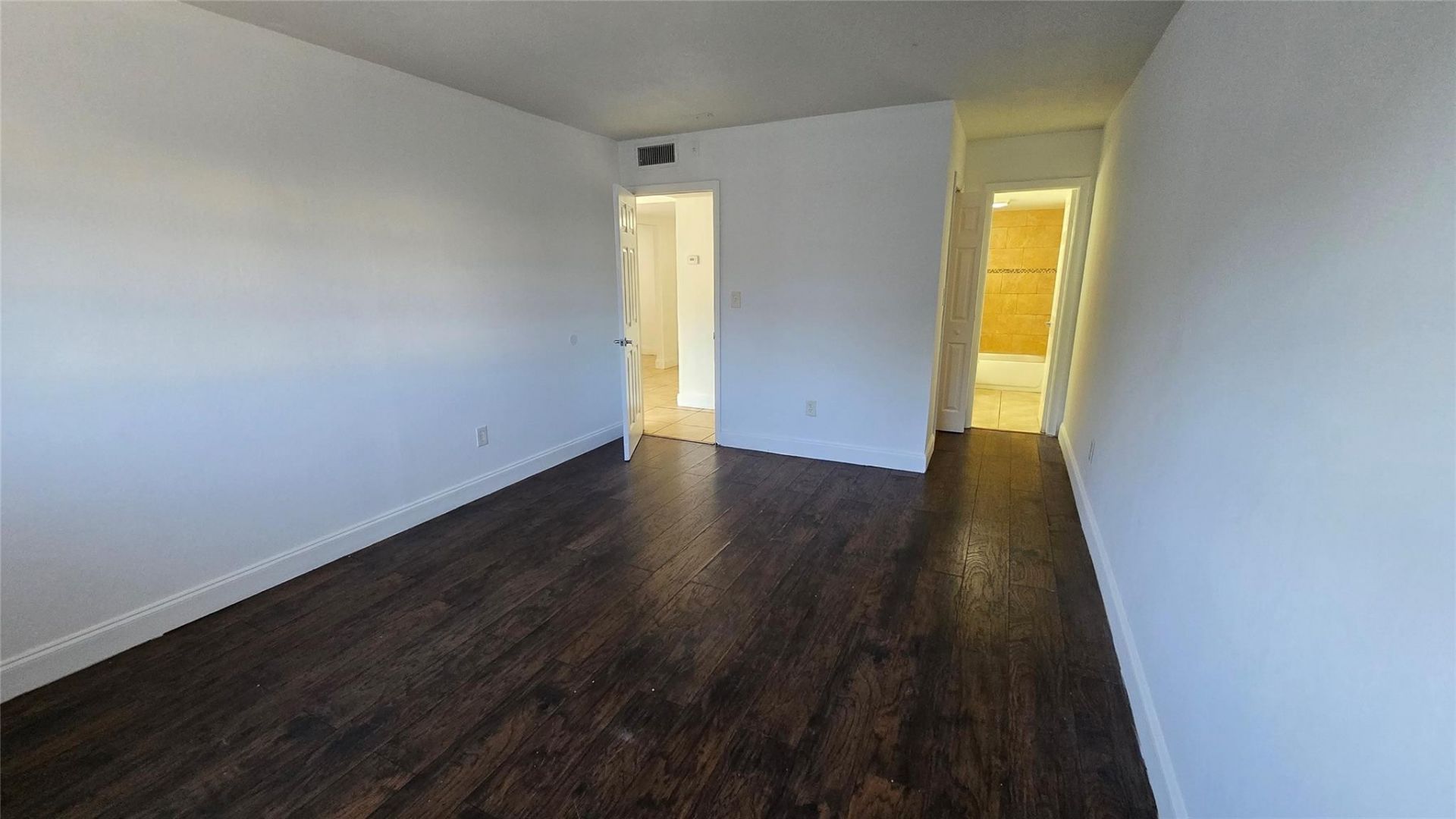 15205 NE 6th Avenue, Unit D206, Miami, FL 33162 Photo