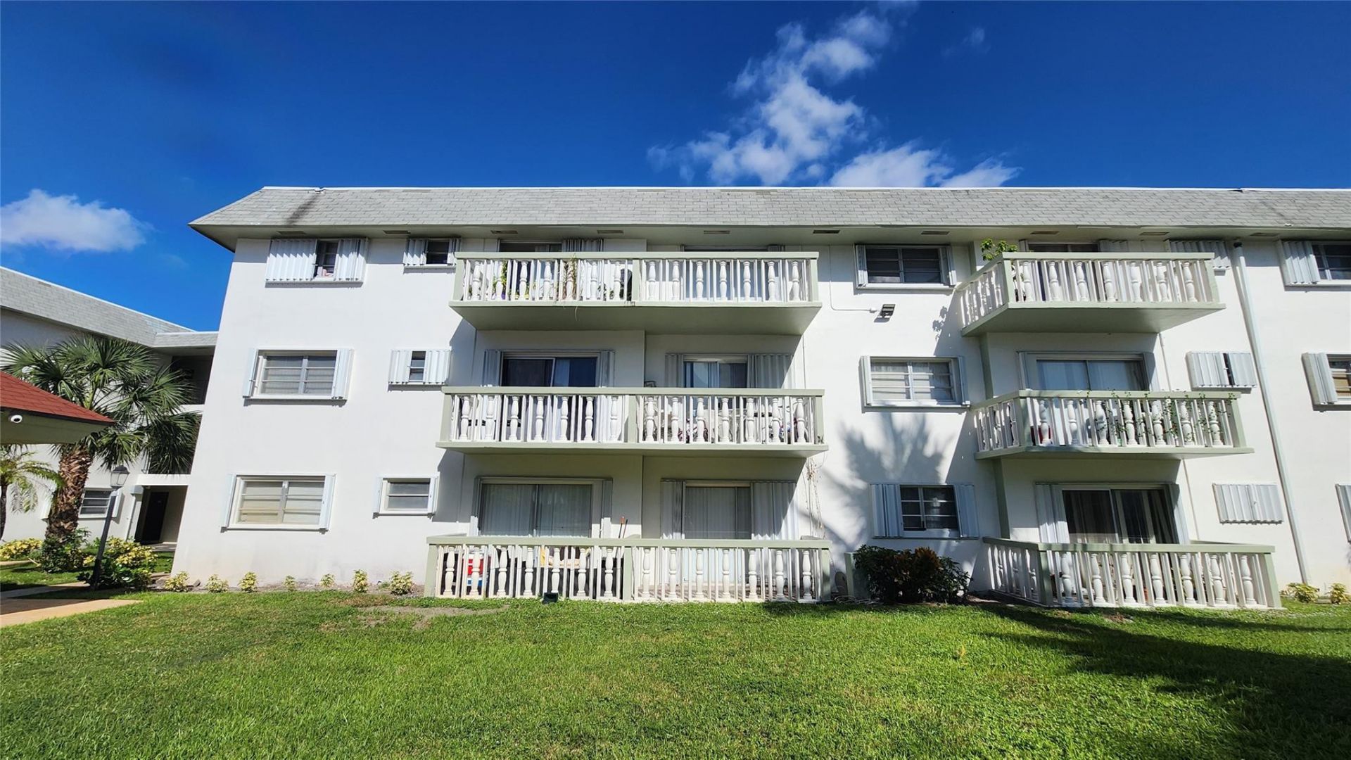 15205 NE 6th Avenue, Unit D206, Miami, FL 33162 Photo