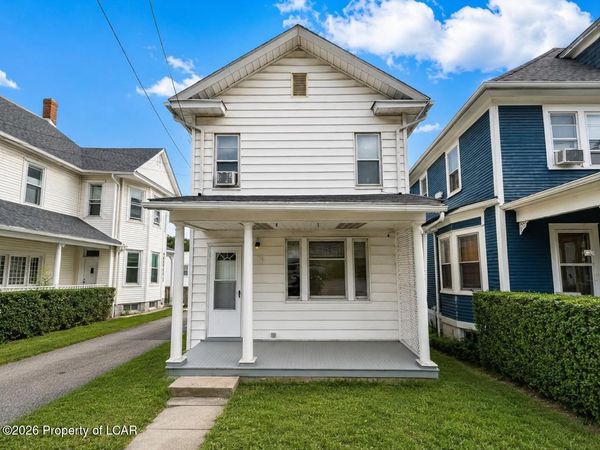 328 E Main Street, Nanticoke, PA 18634