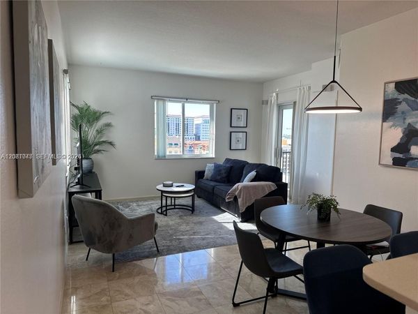 10 Aragon Ave , Unit 1120, Coral Gables, FL 33134