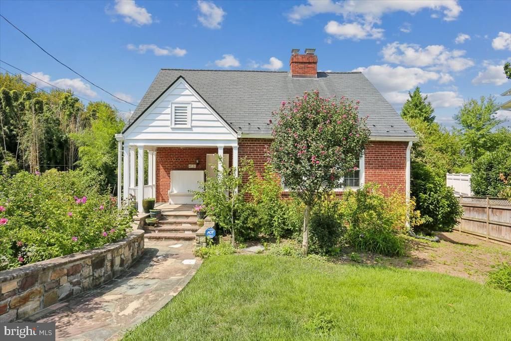 4721 N CHELSEA LANE, BETHESDA, MD 20814