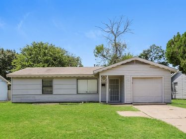 720 Emberwood Drive, Dallas, TX 75232