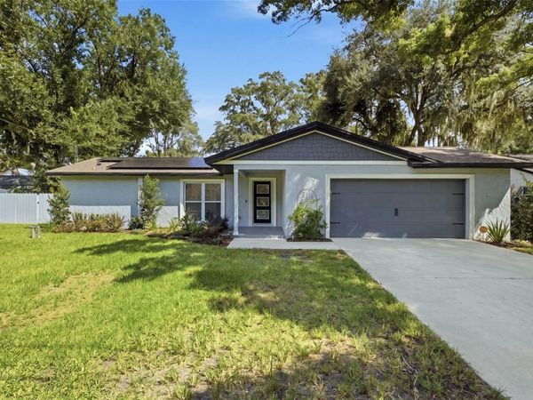 2005 RUSSELL DRIVE , TAMPA, FL 33618