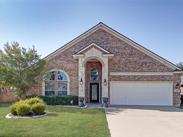 8308 Fall Crest Drive , Fort Worth, TX 76053