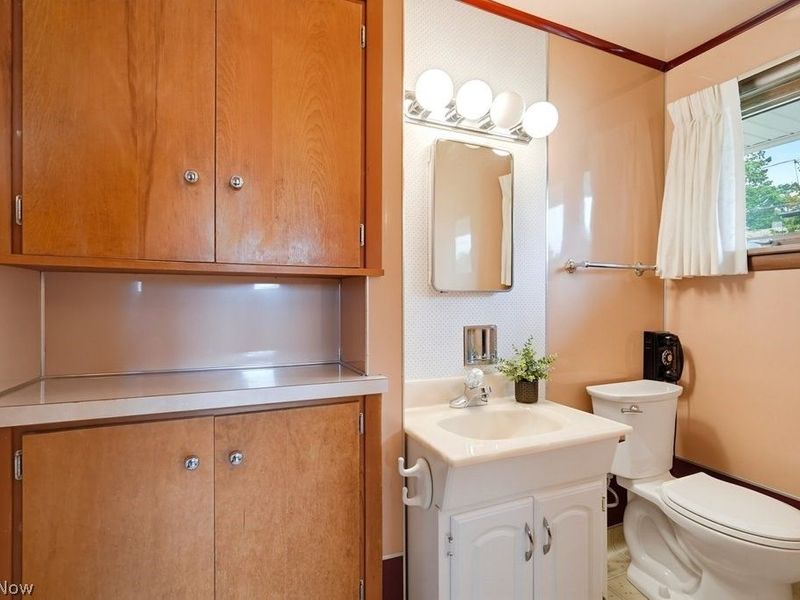 155 W Schultz Avenue, Dalton, OH 44618 Photo 17