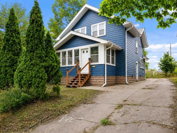 1024 Western Avenue N, Saint Paul, MN 55117