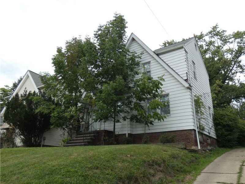 13187 Forestdale Drive, Garfield Heights, OH 44125 Photo 3