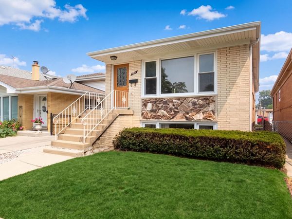 7234 W Fitch Avenue , Chicago, IL 60631