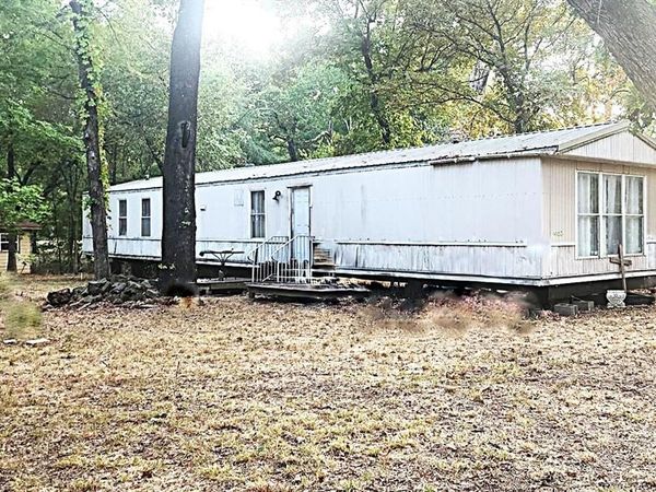 112 Charlie's Place Road , Trinidad, TX 75163