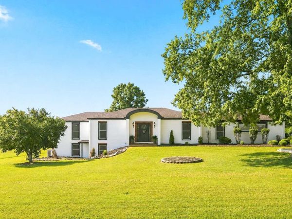 112 Oakmont Dr, Mount Juliet, TN 37122