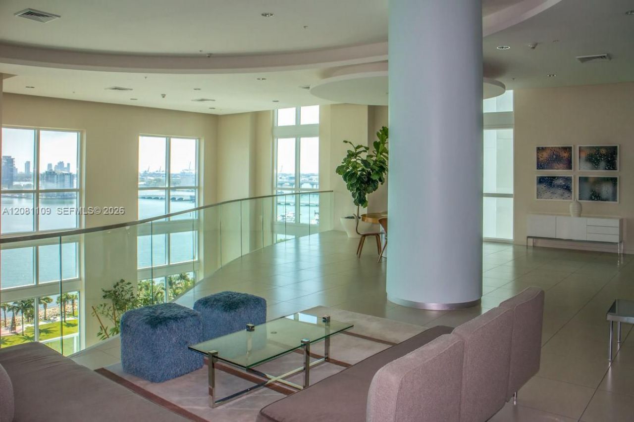 1900 N Bayshore Dr, Unit 504, Miami, FL 33132 Photo