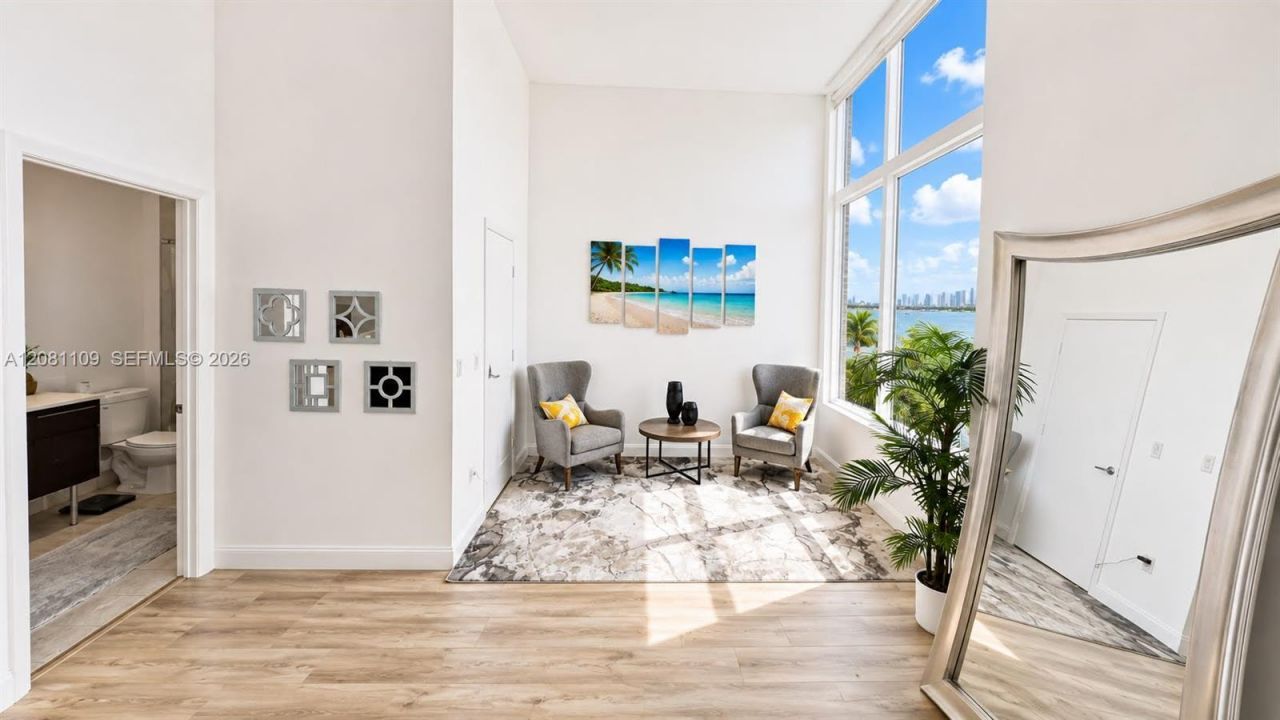 1900 N Bayshore Dr, Unit 504, Miami, FL 33132 Photo