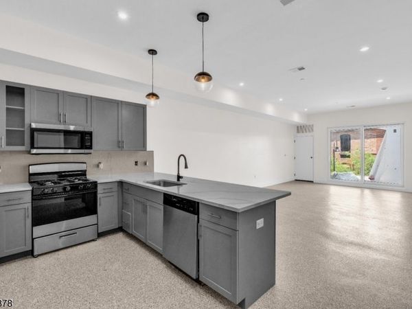 127 South Ave, Unit 203, Passaic, NJ 07055