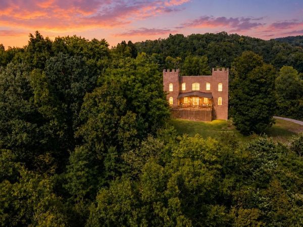 1005 Jackson Hollow Road, Mosheim, TN 37818