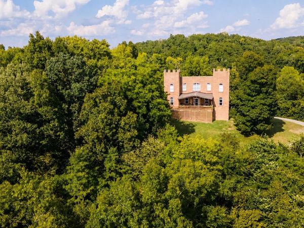 1005 Jackson Hollow Road, Mosheim, TN 37818