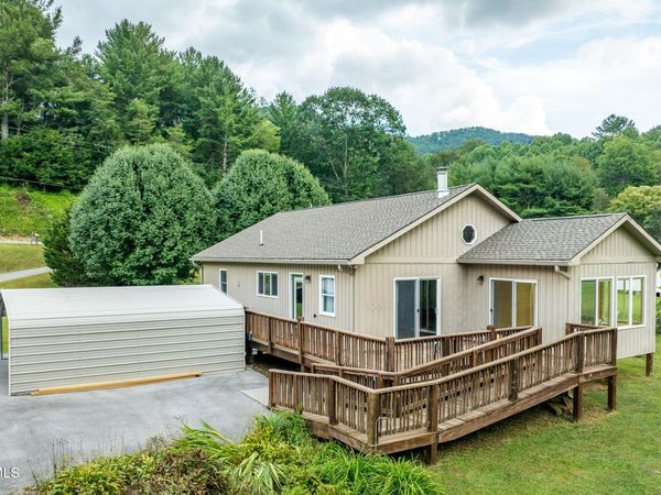 206 Buck Creek Road, Roan Mountain, TN 37687