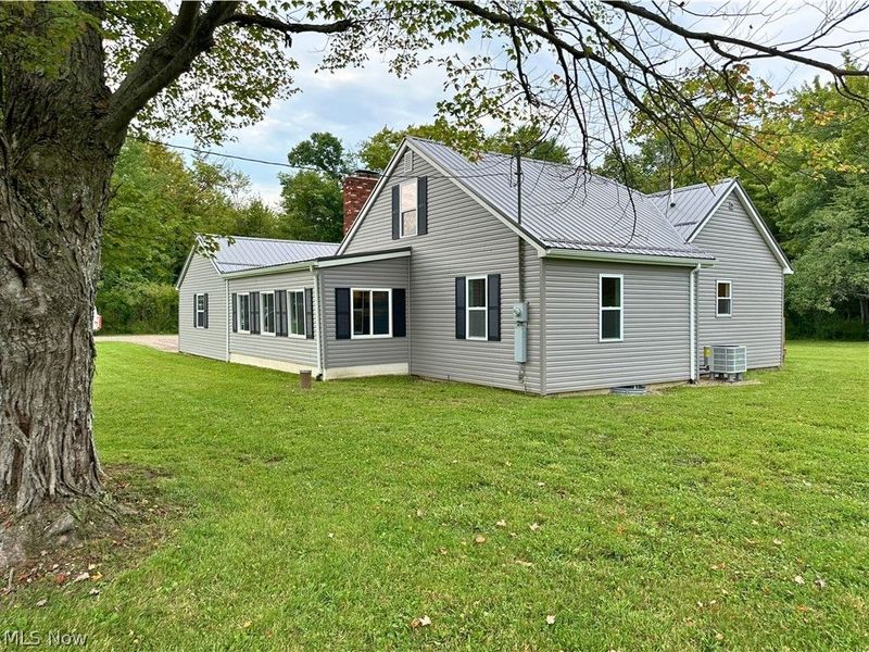 5355 Anderson Road, Pierpont, OH 44082 Photo 2