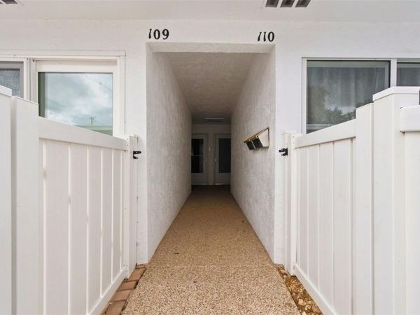 1655 S HIGHLAND AVENUE , Unit B110, CLEARWATER, FL 33756