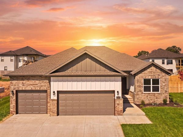 2505 W Fisherman Drive, Ozark, MO 65721