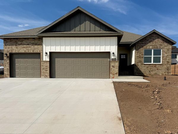 2505 W Fisherman Drive , Ozark, MO 65721