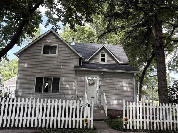 309 7th ave. W, Swea City, IA 50590