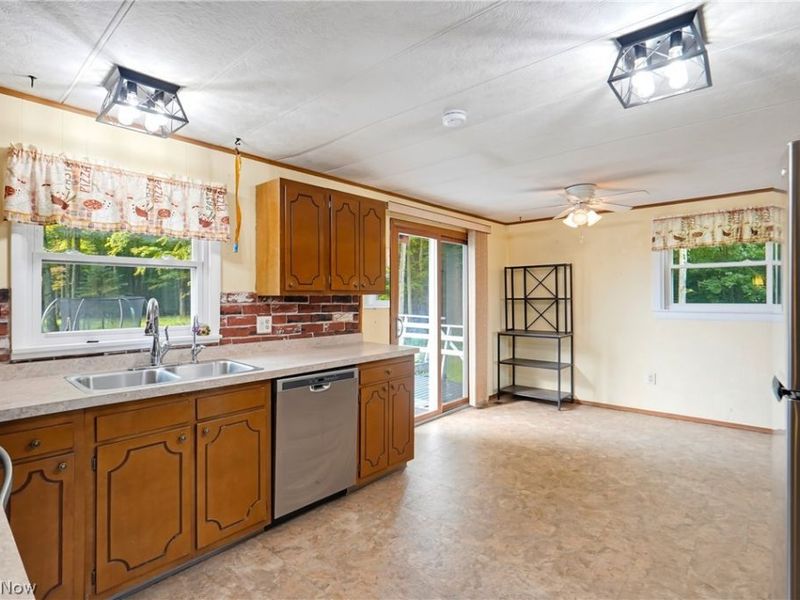 6240 Woodard Road, Andover, OH 44003 Photo 8