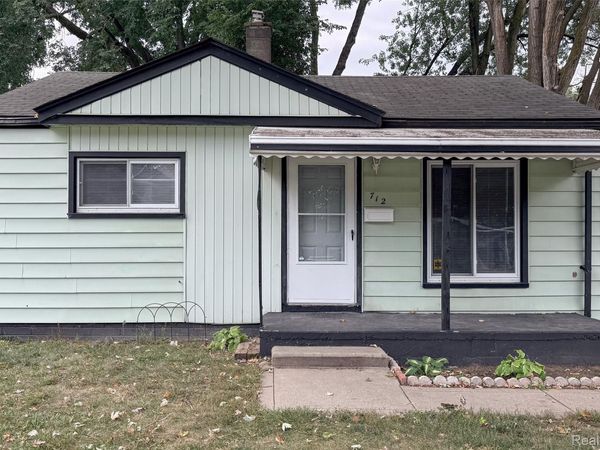 712 E Lincoln Avenue , Madison Heights, Mi 48071