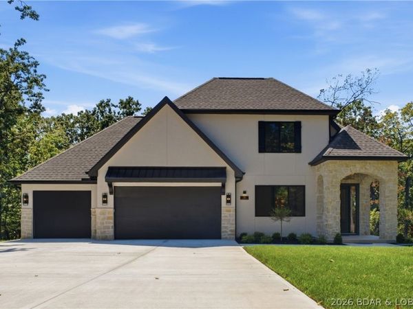 725 Grand Point Boulevard , Porto Cima, MO 65079