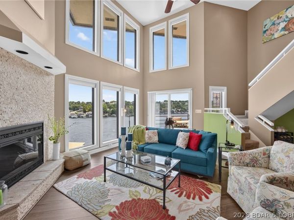 32 Cedar Court , Unit 3B, Lake Ozark, MO 65049