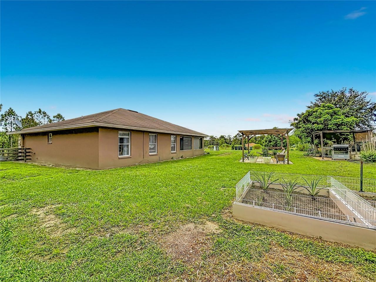 18030 Bayamon Avenue , Polk City, FL 33868 Photo