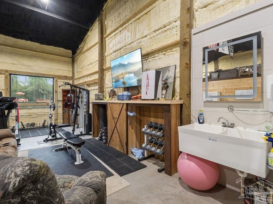 Property Image 63
