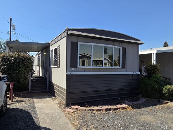 924 Vista, Unit Trlr 14, Lewiston, ID 83501