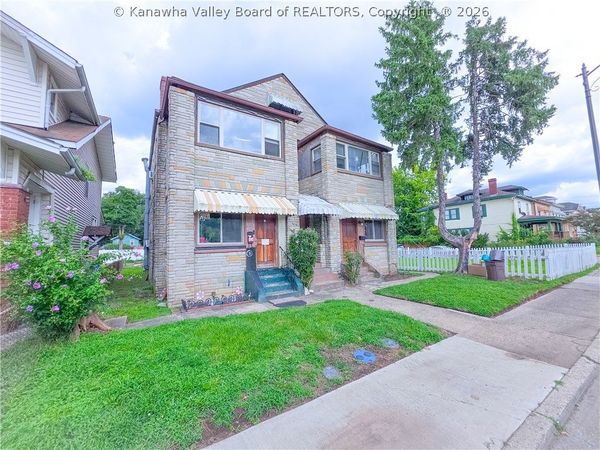1102 Kanawha W, Charleston, WV 25302
