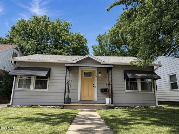 3168 Douglas Road , Toledo, OH 43606