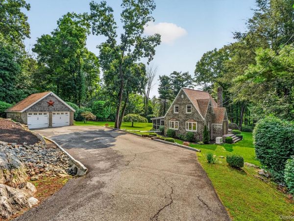 811 Farmers Mills Road , Carmel, NY 10512