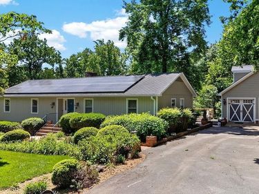 1200 RED PINE CT , Crozet, VA 22932