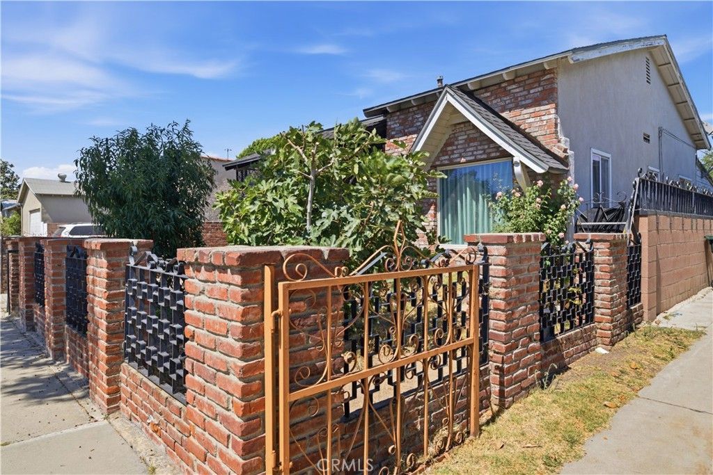5017 Harbor, Commerce, CA 90040 Main Photo