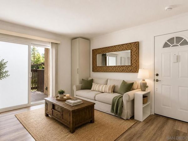 8581 Villa La Jolla, Unit J, La Jolla, CA 92037