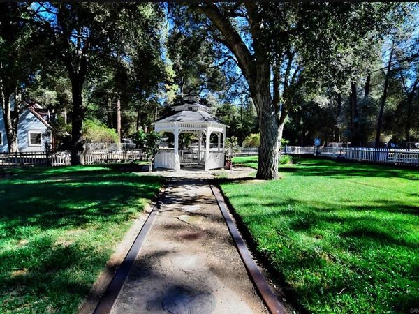 7656 Pine Blvd, Pine Valley, CA 91962